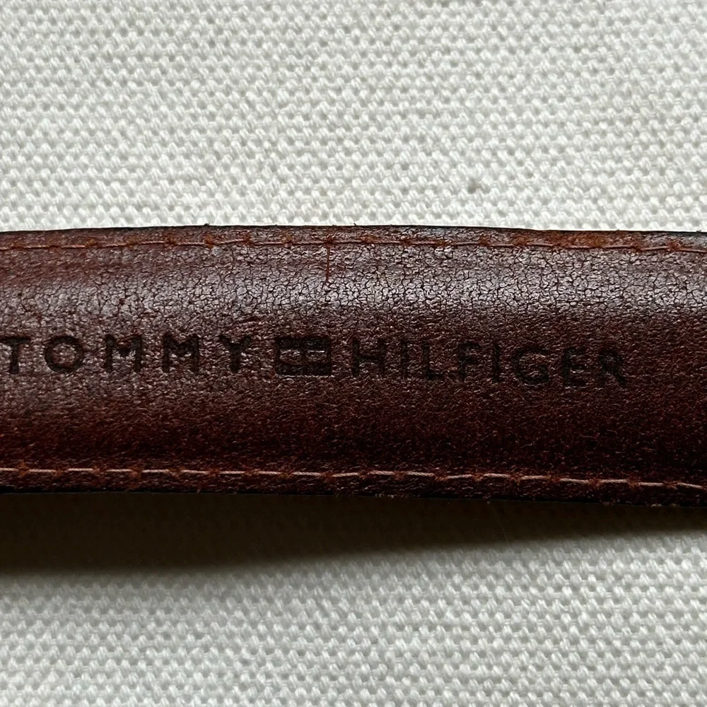Tommy Hilfiger Brown Leather Belt Men’s 35-37 Brass Tone buckle Work Casual
